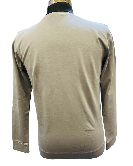 Stylish Grey Men’s Long Sleeve T-Shirt | Modern City Print Design