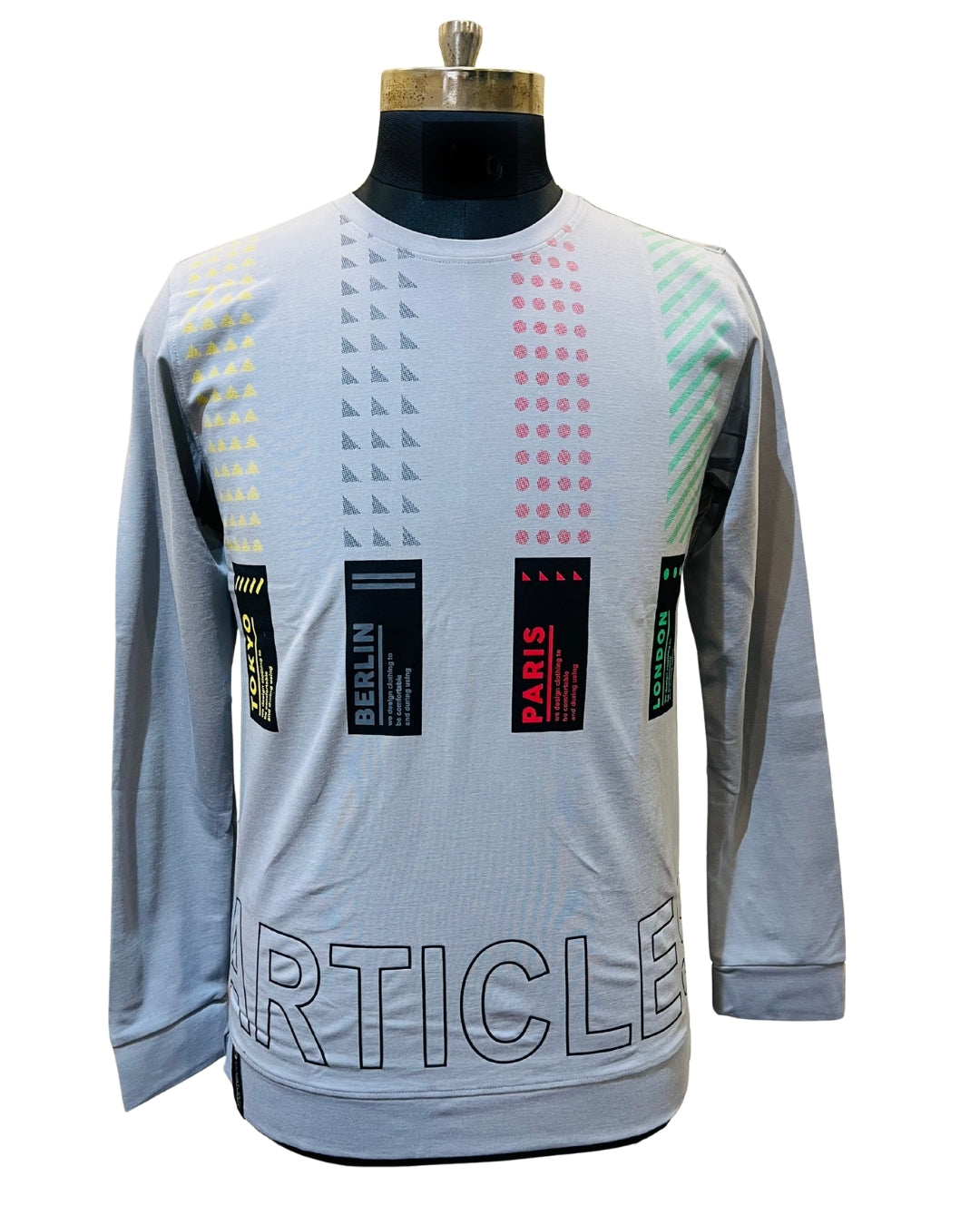 Stylish Grey Men’s Long Sleeve T-Shirt | Modern City Print Design